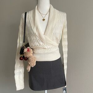 NWT Elegant Cream Sweater Size M